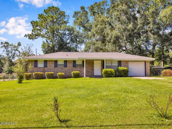 14137 Dundeewood Rd, Biloxi, MS 39532