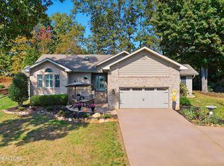 301 Tahlequah Dr, Loudon, TN 37774