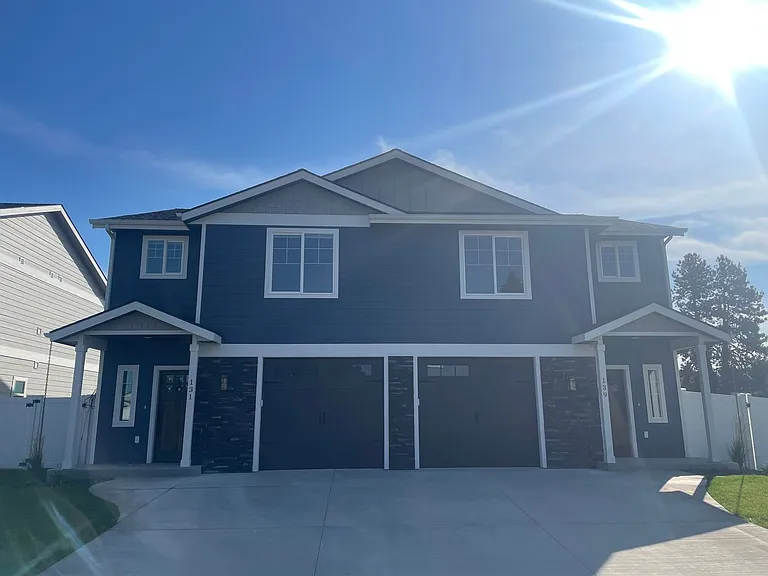 139 E Lobo Loop — Photo 2
