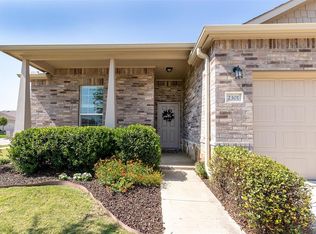 2301 Gelbray Pl, Fort Worth, TX 76131