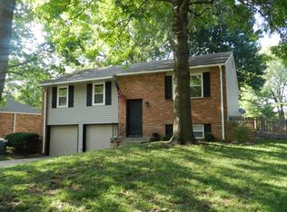 2609 NW Pembroke Ct, Blue Springs, MO 64015