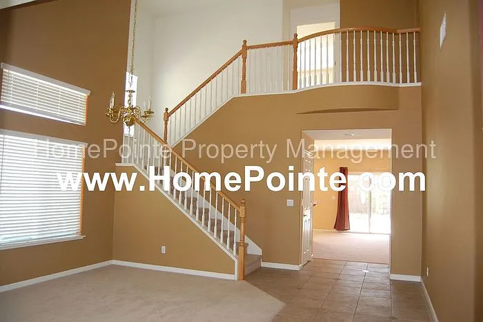 5401 Calabria Way photo 1