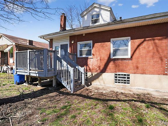 4th image of 6812 Bartmer Ave