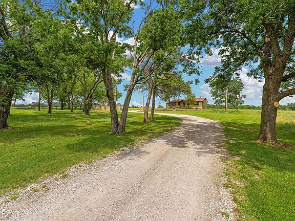 2nd image of 14464 172nd Rd
