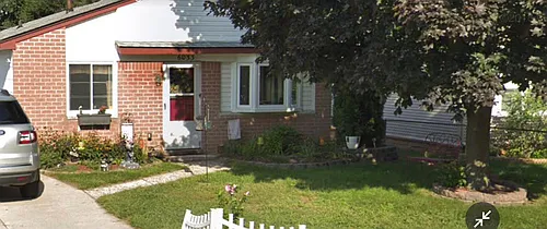 6033 N Crown St Photo 1