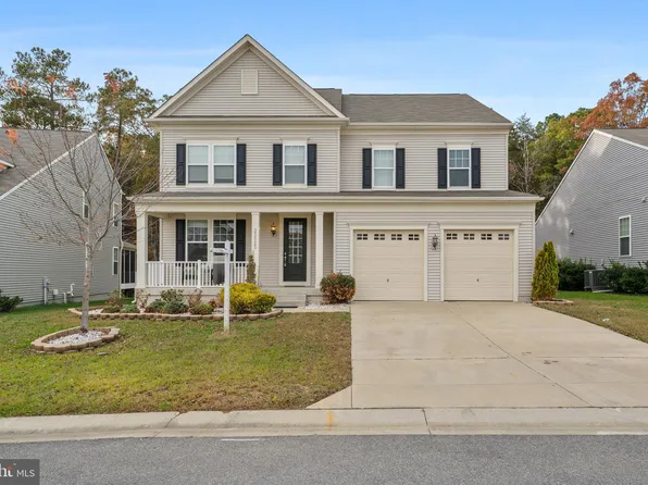 23525 Lilliflora Dr, California, MD 20619