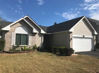 51 Forestview Ln, Aurora, IL 60502