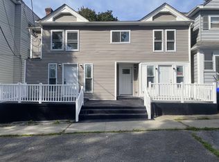 99 S Hamilton St, Poughkeepsie, NY 12601