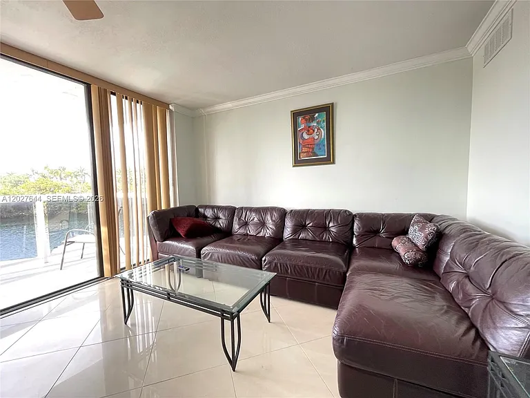 20505 E Country Club Dr #233 — Photo 8