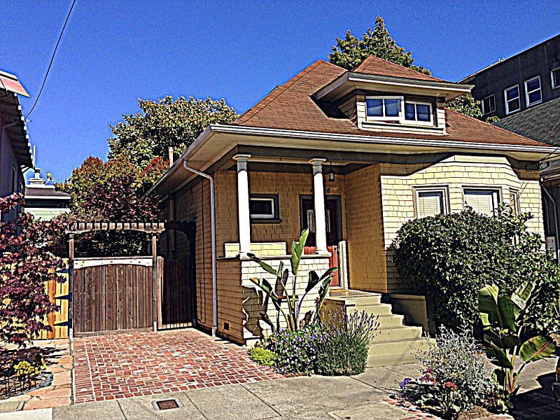Colonial Revival Bungalow