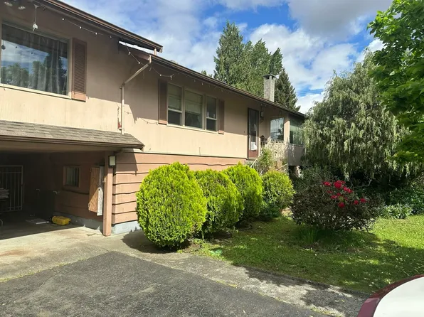 10207 127th St, Surrey, BC V3V 5J8
