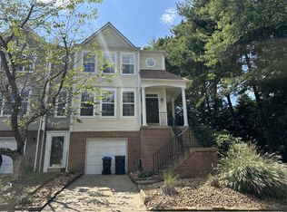 15550 Winding Creek Dr, Dumfries, VA 22025