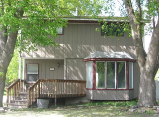 722 E Lewis St, Moscow, ID 83843