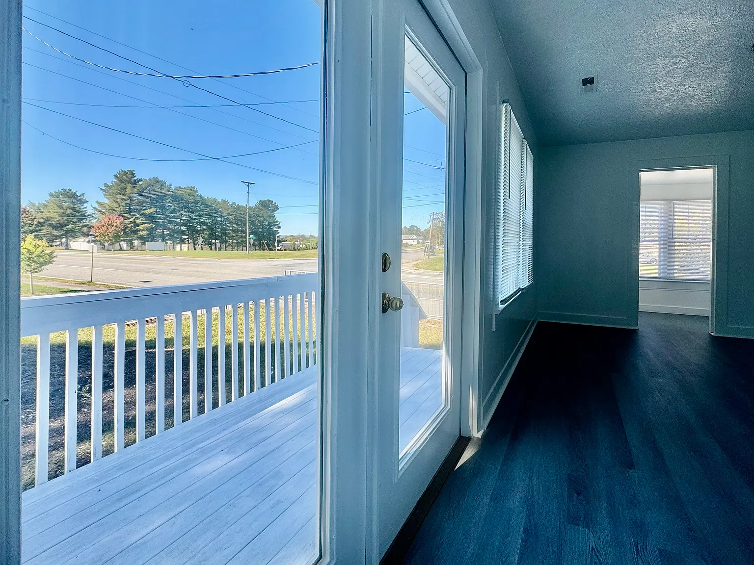 2 bed, 994 sqft, $1,100 — Photo 3