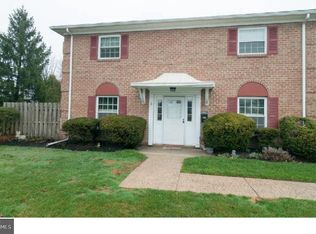 2 Kerwick Ct, North Wales, PA 19454