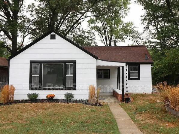 2704 Kilbourne Ave