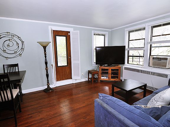 2nd image of 4001 Little Neck Pkwy APT 19B