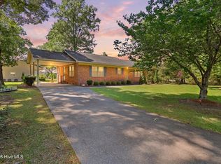 5218 Carr Dr, Grifton, NC 28530