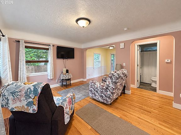 5th image of 19145 Addie St