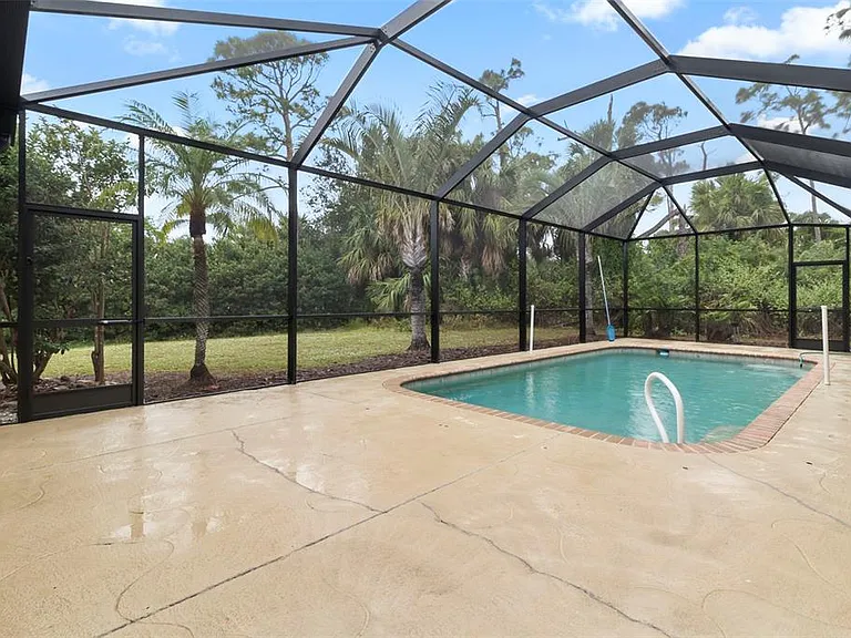 281 Hallcrest Ter — Photo 44