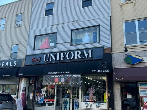 4003 Bergenline Avenue image 1 of 11