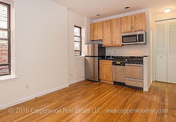 5th image of 444 E 81st St APT 17