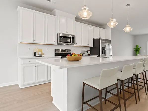 5967 McComb St, Crozet, VA 22932