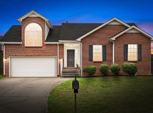 2766 Ann Dr, Clarksville, TN 37040