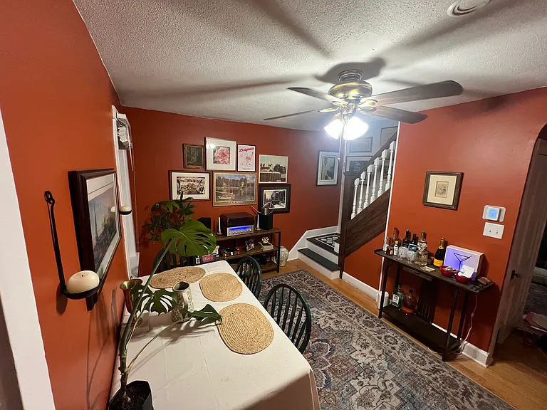409 N Cherry St — Photo 3