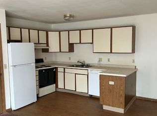 907 Madison Ave #14, Marinette, WI 54143
