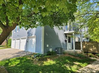 2734 Glenbridge Ct, Ann Arbor, MI