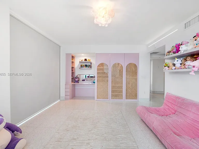 5801 Collins Ave #1200 — Photo 40