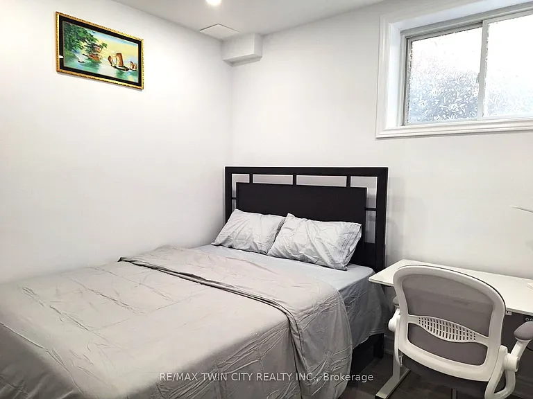 15 Spring Creek St — Photo 19