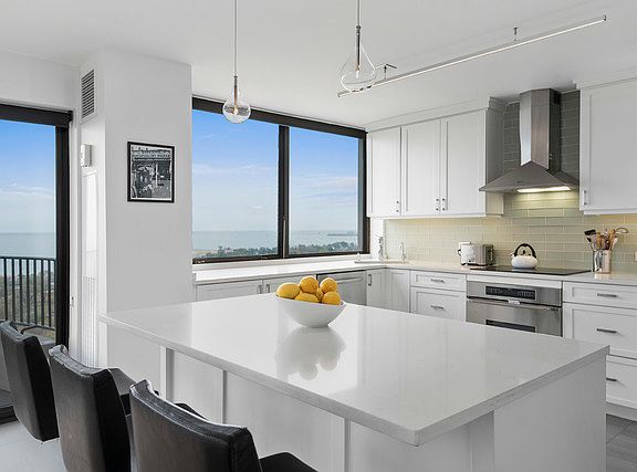 3rd image of 2020 N Lincoln Park W #19EF