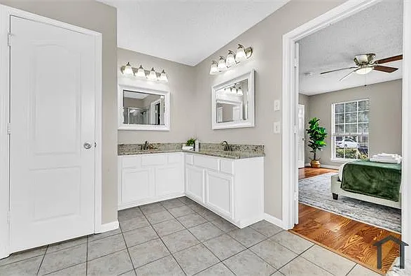 600 Ashcrest Ct — Photo 5