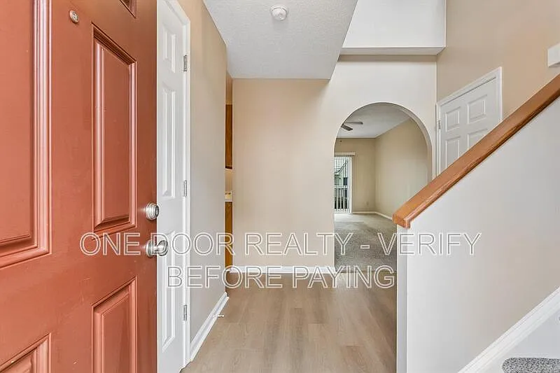 3 bed, 2.5 bath, 1475 sqft, $2,275 — Photo 3