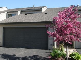 1817 Fairway Dr, Hudson, WI 54016