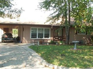 403 Whisper Ln, Belton, MO 64012