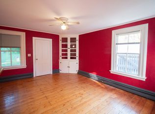 11 West St #1-A, North Bennington, VT 05257