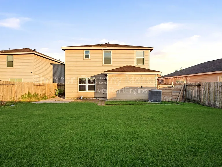 12731 Mystic Water Ln — Photo 26