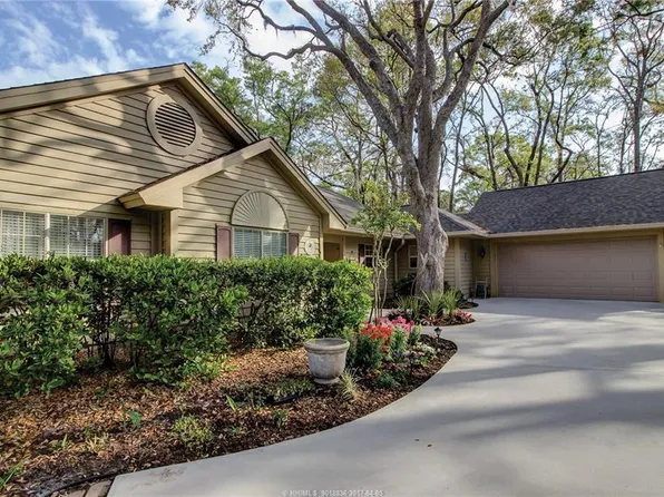 6 Ordnance Pl, Hilton Head Island, SC 29928