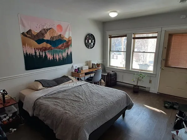 220-222 West Spencer Street