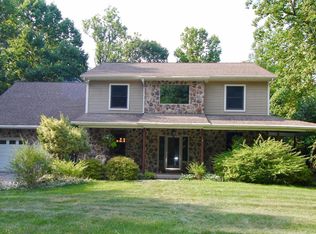 1055 Landvater Rd, Hummelstown, PA 17036
