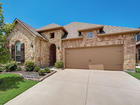 4th image of 1025 Pampa Dr