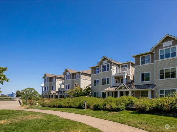 2990 SW Raymond Street #304, Seattle, WA 98126