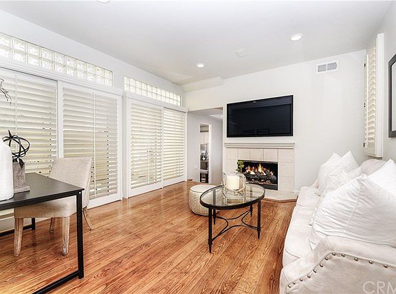 4th image of 504 Jasmine Ave #A