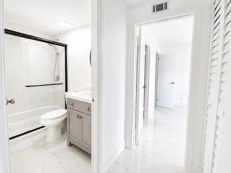 588 Trace Cir #104 — Photo 11
