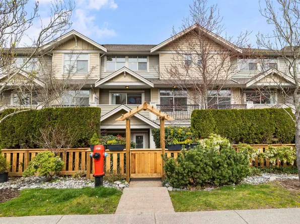 22225 50th Ave #4, Langley, BC V2Y 0G7