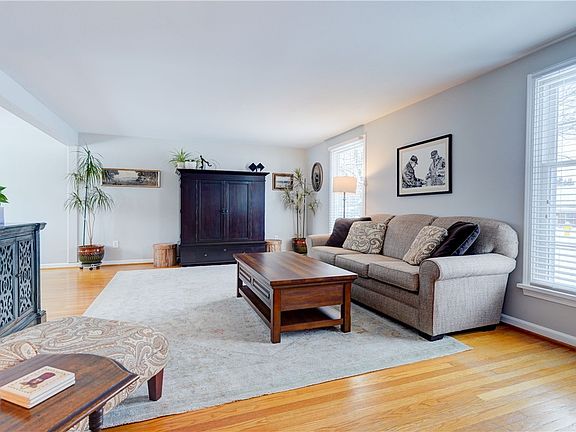 4th image of 42 Aldwick Rise