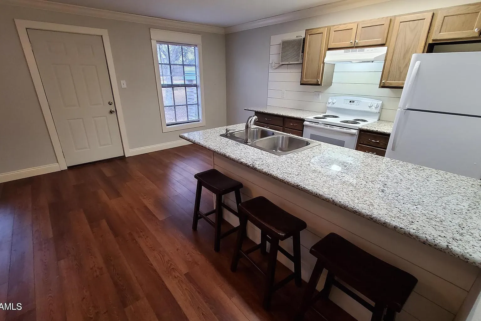 1 bed, 500 sqft, $975 — Photo 4